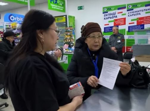 «Көрнекі ақпаратқа — сауаттылық!»: Теміртауда кезекті рейд өтті